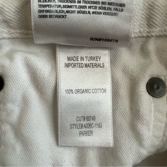 Agolde Revolve Women’s Parker Denim Shorts in White Repose Raw Hem Size 28 - Picture 10 of 14